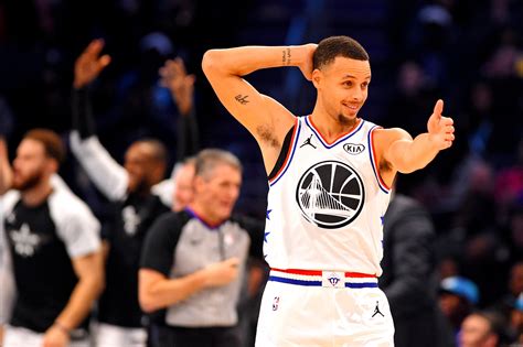 Stephen Curry: NBA'nın Üçlük Kralı